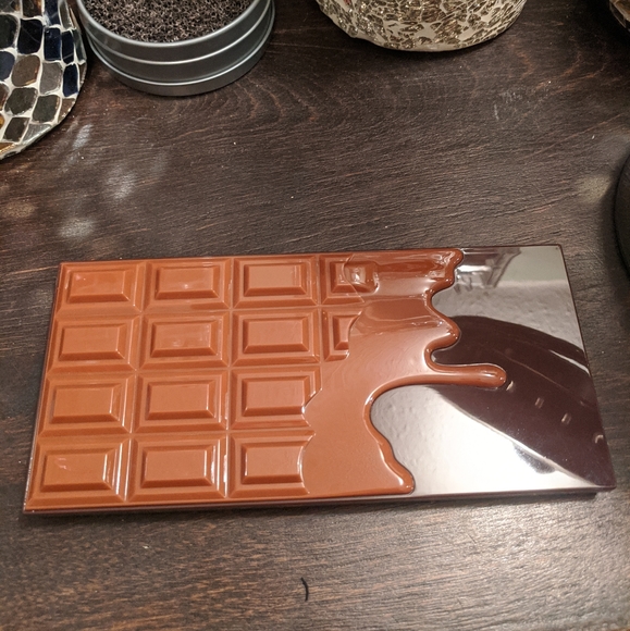 Makeup Revolution Other - Salted Caramel eyeshadow palette